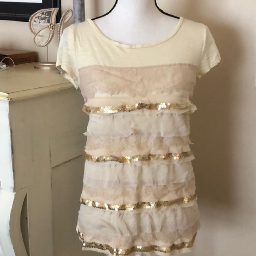 LOFT BY ANN TAYLOR. LACED SEQUINS TEE (NWT)